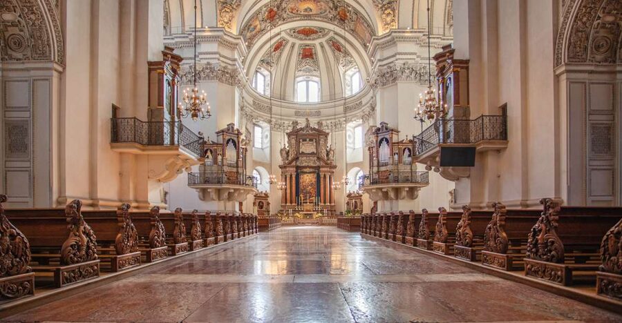 Salzburg Cathedral: Organ Concert at Midday - What Happens During the 30 Minutes: Seven Organs, Multiple Tones