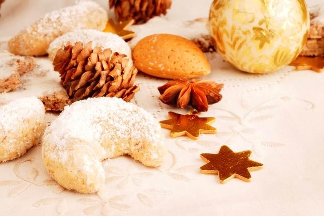 Salzburg Christmas Cookies and Apple Strudel Cooking Lesson - Getting There From Old Town: Ursulinenpl. 9, 5020 Salzburg