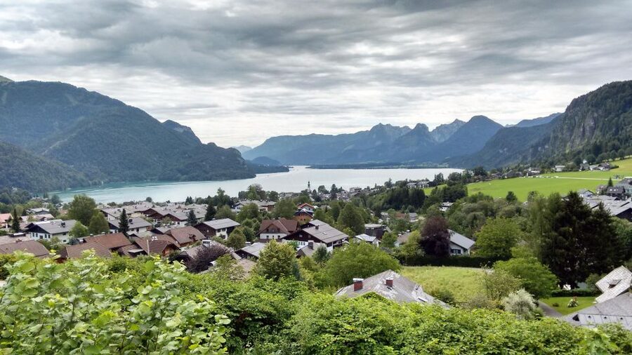 Salzburg: Hallstatt and Sound of Music Tour - A two-part day trip that mixes postcards and movie magic