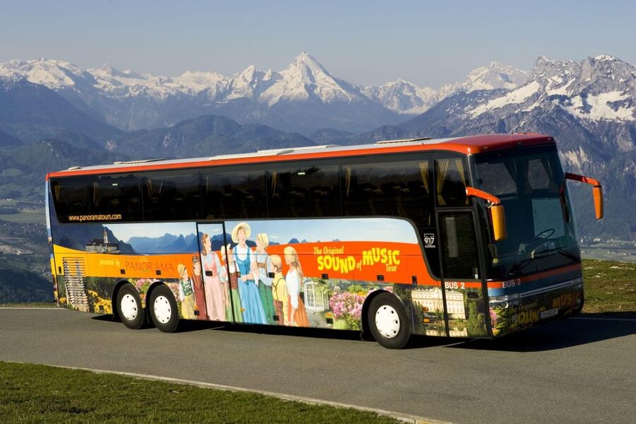 Salzburg: Hallstatt and Sound of Music Tour - Mondsee and Basilica St. Michael, where the wedding scene lands