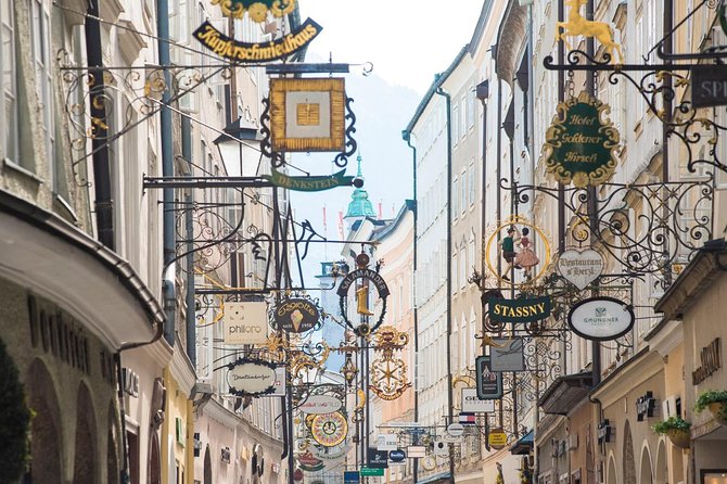 Salzburg Highlight Tour with Fortress Hohensalzburg - Guides matter: how Natascha, Annabelle, Maria, and Nicoletta raise the experience
