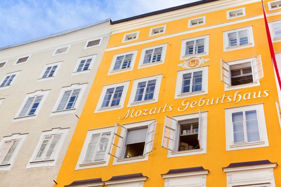 Salzburg: Life of Mozart Private Guided Walking Tour - Who this Mozart tour is best for