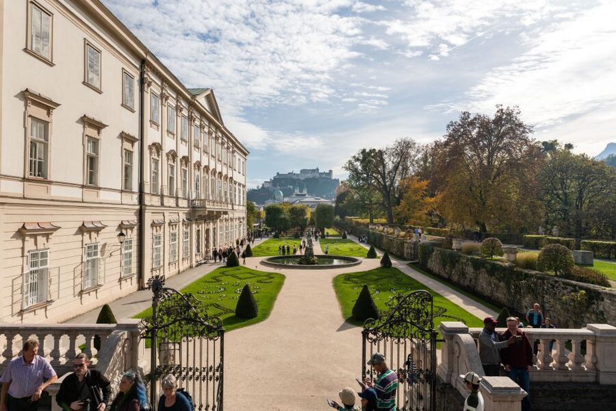Salzburg: Original Sound of Music Tour - Meet at Mirabellplatz, then settle into the coach for an easy start