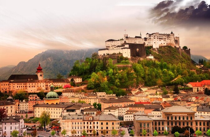 Salzburg Super Saver: Hallstatt & Original Sound of Music Tour - Entering a classic movie from the middle of Salzburg