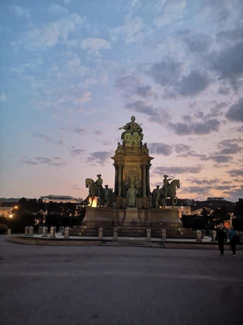 Scandals, affaires & anecdotes in Vienna - Helmut-Zilk-Platz Meeting Point, and How the Walk Gets Started