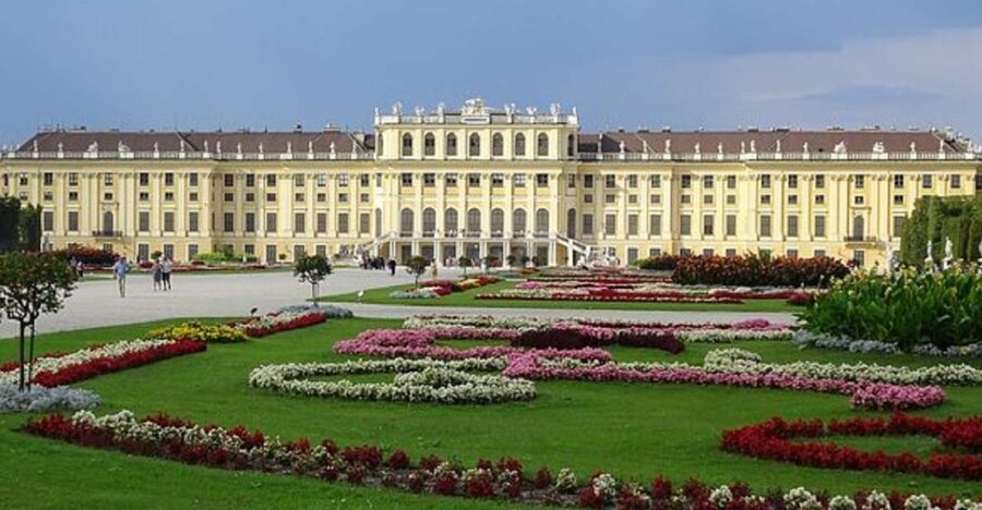 Schönbrunn Grand Tour : Private Skip-the-Line Walking Tour - Key things I’d focus on before you go