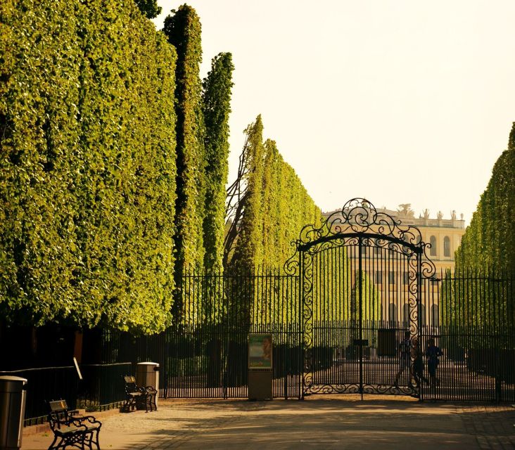 Schönbrunn Palace & Gardens Tour - Meeting at the Arrival Centre, Then Walking Into the Palace World