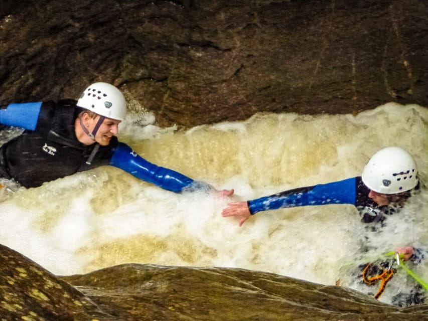Schwarzwasserbach: Canyoning in Austria's Kleiwalsertal - The gear setup: hypoallergenic suit, neoprene socks, harness, helmet