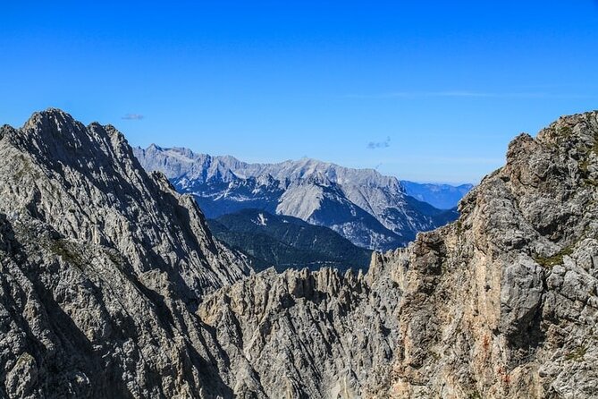 Self-Guided 1,5-hour Tour of Innsbruck: Exciting Stories, Photo Spots & Desserts - Nordkette Cable Car Area and the Zaha Hadid Architecture Moment