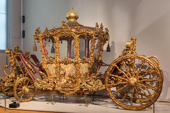 Skip the Line:Imperial Carriage Museum by Schönbrunn Kaiserliche Wagenburg Wien - Getting your bearings fast with a mobile ticket