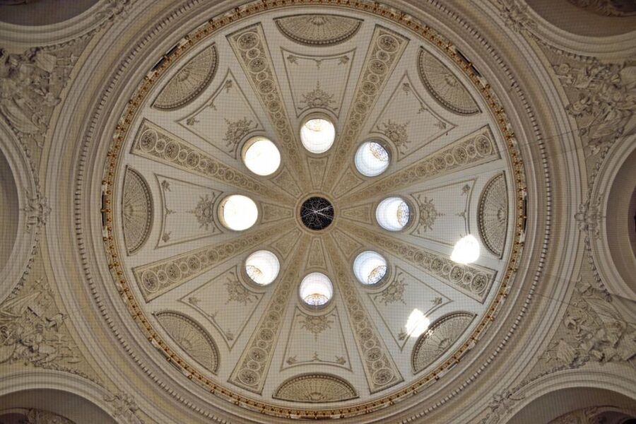 Skip-the-line Private Tour Kunsthistorisches Museum Vienna - The 3-hour option plus private car transfer: best for smoother pacing