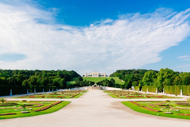 Skip-the-Line Schonbrunn Palace Guided Tour and Vienna Historical City Tour - Should you book this Schonbrunn skip-the-line and Vienna city tour?