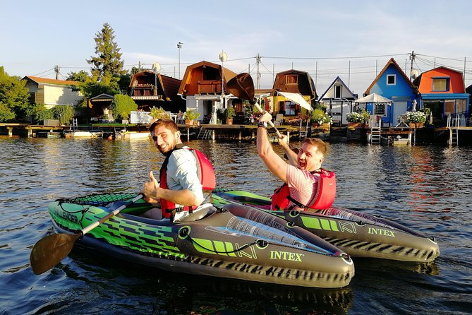 Small-Group Guided Kayak Tour of Vienna - Vienna’s diplomatic side, from the UN area