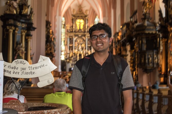 Sound of Music Private Tour including do-re-mi hiking trail - Mondsee Wedding Chapel for a quick, memorable finale