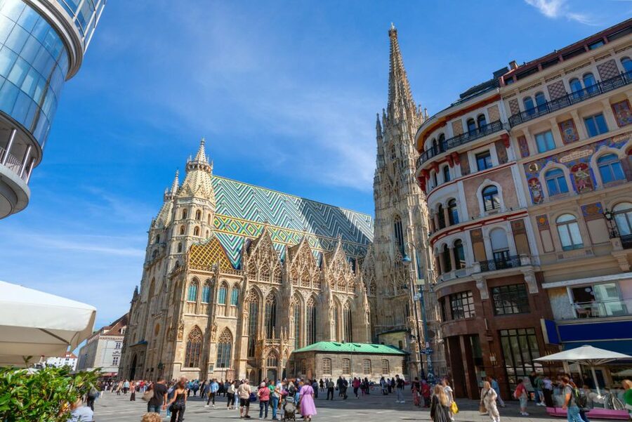 St Stephen's Cathedral Vienna Old Town Walking Tour - Language, group size, and how hearing the guide works in crowds