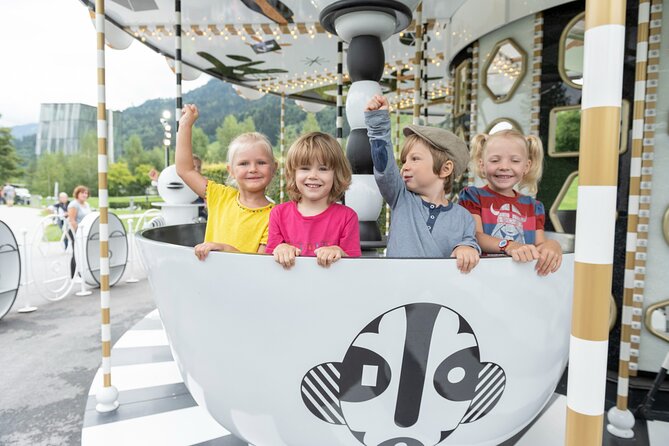 Swarovski Crystal Worlds Admission Ticket in Wattens - Chambers of Wonder: where crystal turns into light tricks