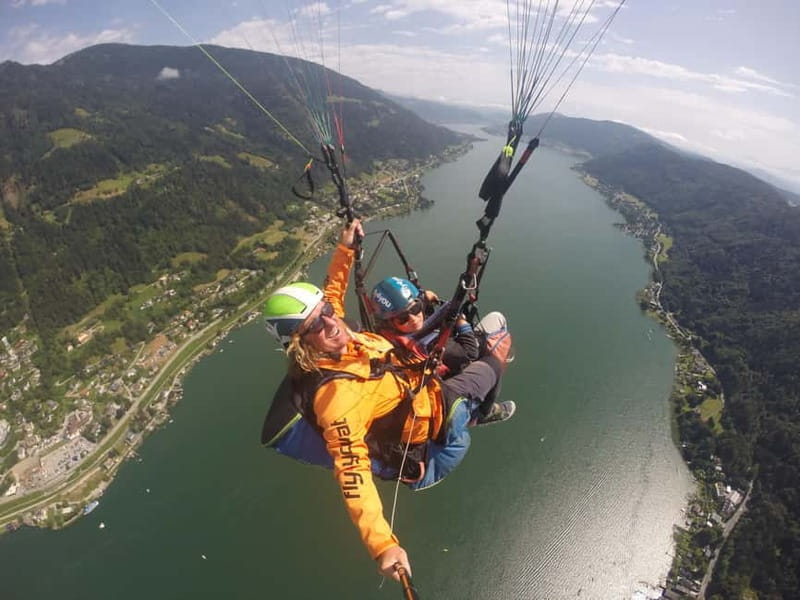 Tandem flight: Paragliding panorama tandem flight - Morning Early Bird timing at fly4you