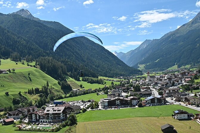 Tandem paragliding in the Stubai Valley near Innsbruck - Glacier, Pinnistal, and Nordkette: the views you came for