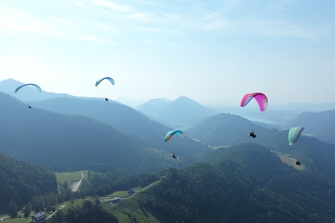 Tandem Paragliding St. Gilgen - Wolfgangsee - Your Pilot’s Job: Showing Peaks, Picking Angles, and Keeping It Safe