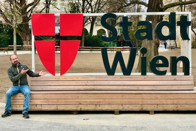 The best of Vienna on foot - Starting at Maria-Theresien-Platz: Your Easy Launch Point
