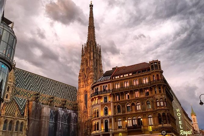 The Heart of Vienna: A Self-Guided Audio Tour - Albertina and the “meaning behind the statues” stop