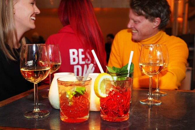 Vienna After Dark: Private Evening Food & Drink Experience - Hotel MOTTO: cap the night in a 1920s bar with views