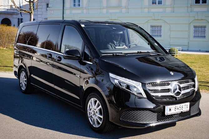 Vienna Airport Private Arrival Transfer - Price and Value for a Group of Up to 5