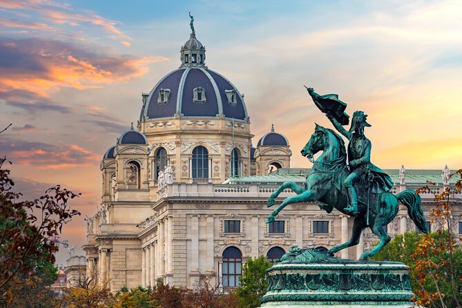 Vienna Airport (VIE) Private Transfer to Vienna City/Hotels - Luggage, Vehicle Space, and When Fees Might Kick In