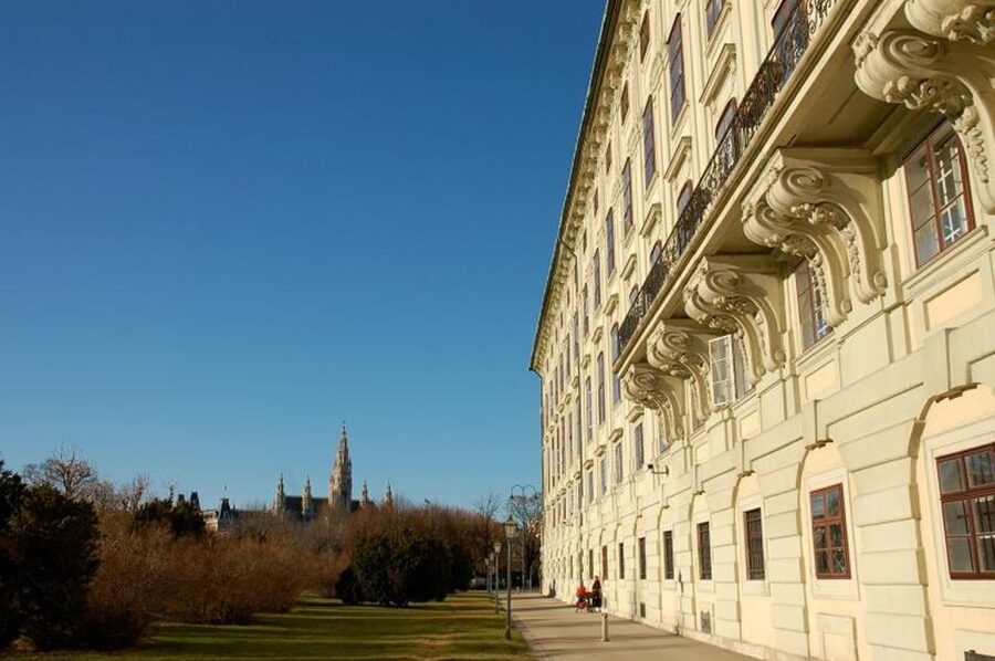 Vienna and Skip-the-Line Schönbrunn Palace Private Tour - Optional Stops: Belvedere, Hundertwasser Haus, and Naschmarkt
