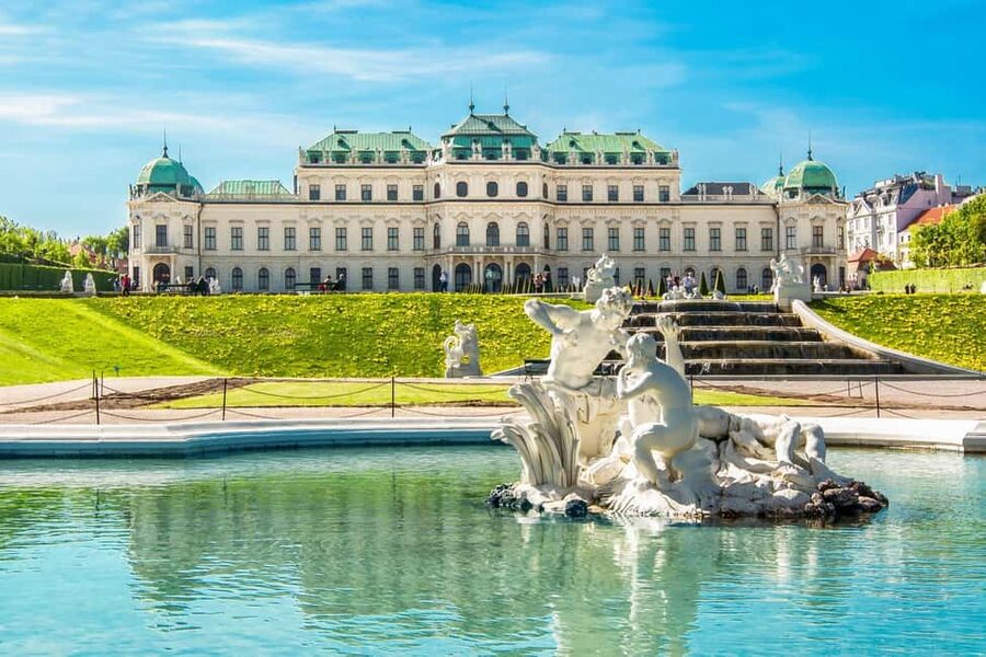 Vienna Belvedere Palace Skip-the-line Tour & Official Guide - Meet at the palace gates, choose your start point, then get in on your time