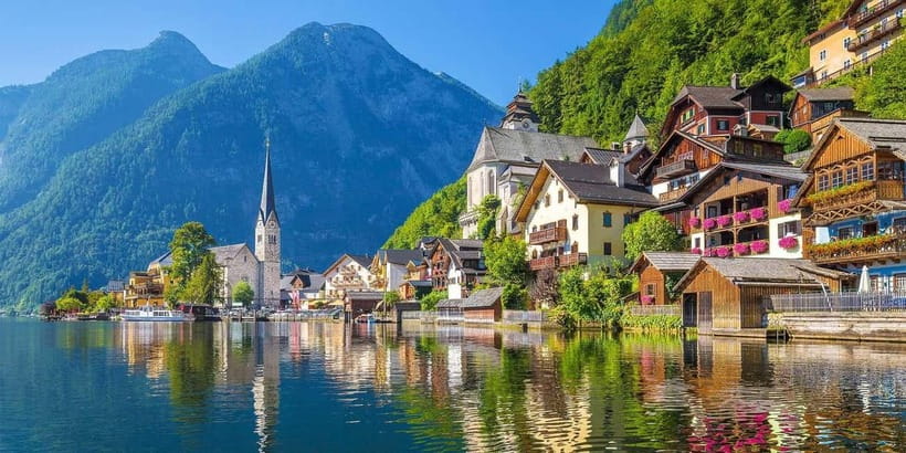 Vienna/Bratislava: Traunkirchen, Hallstatt & Salzburg Tour - Premium Mercedes Van Comfort, With a Real Driver-Guide