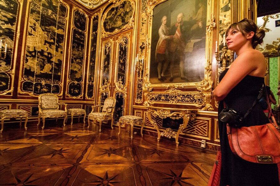 Vienna: Bus & Schönbrunn Palace Skip-the-Line Guided Tour - Should you book this Vienna bus and Schönbrunn Palace tour?