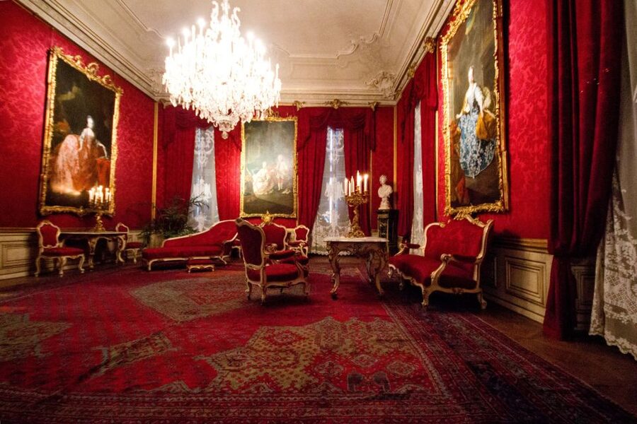 Vienna: Bus & Schönbrunn Palace Skip-the-Line Guided Tour - Price and value: is $81 a smart use of limited time?