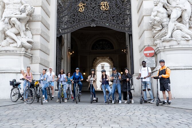Vienna by bike in small groups max 12pax - A smart 3-hour overview on two wheels