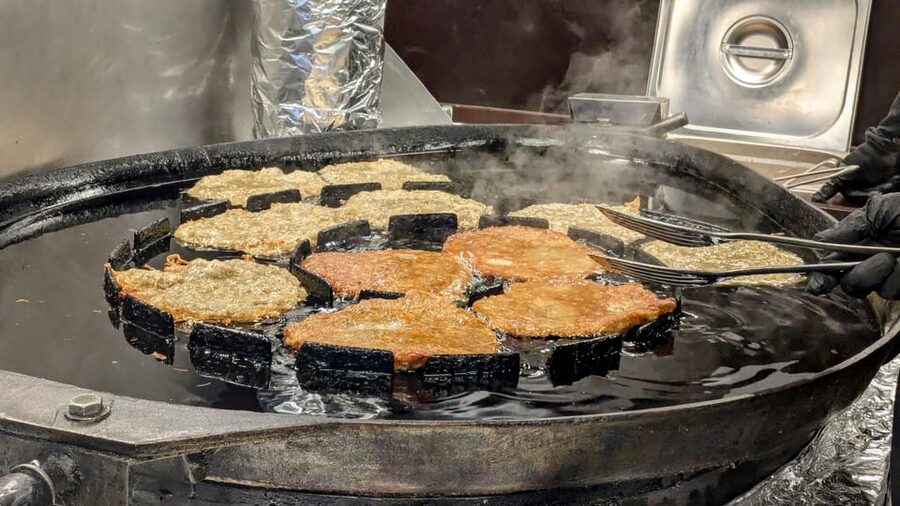 Vienna: Christmas Market Food and Drinks Tour - Key Points You Should Know
