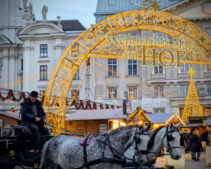 Vienna: Christmas Market Food and Drinks Tour - Final market on the return route, squeeze in one last treat
