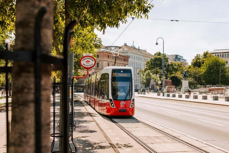 Vienna City Card: Public Transport incl. 200+ discounts - Vienna City Card in plain terms, what you are really paying for