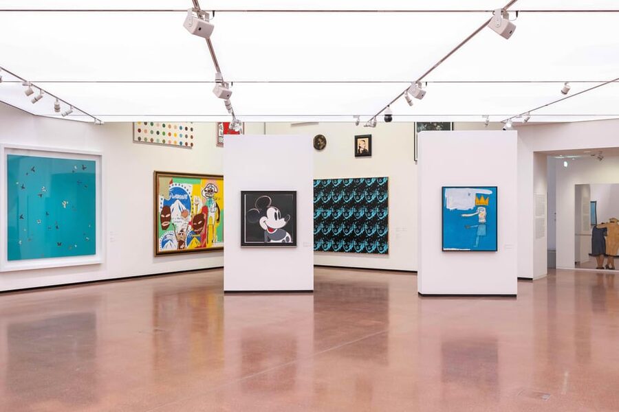 Vienna: City Cruise - What you pass on the Danube Canal: buildings with a modern Vienna vibe