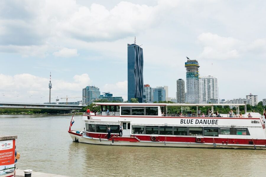 Vienna: City Cruise with Optional Lunch - Vienna Danube Canal Cruise on MS Wien, MS Blue Danube, or MS Vindobona
