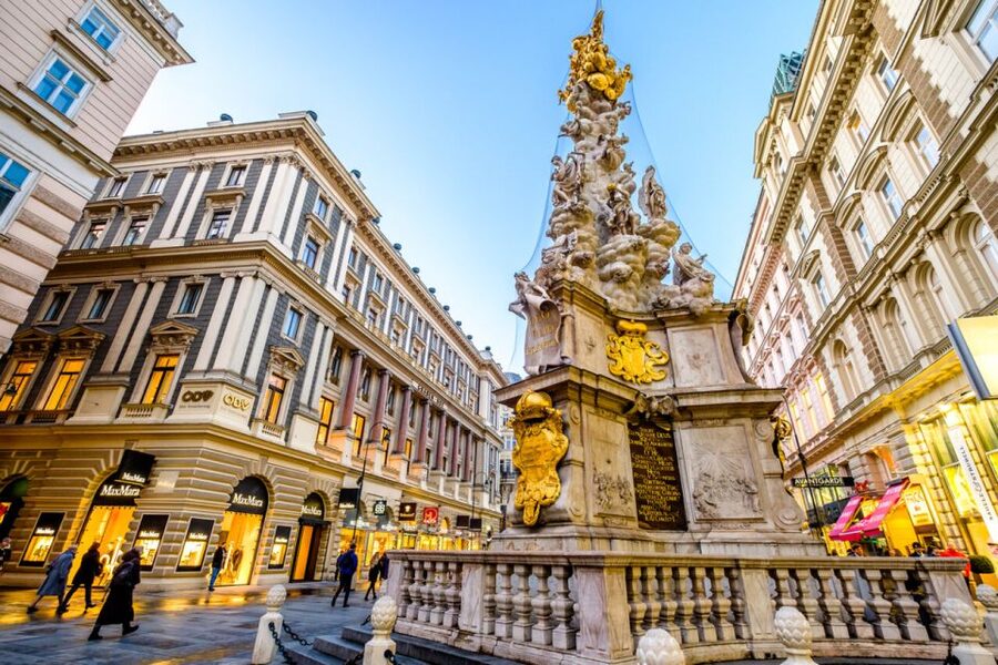 Vienna: City Highlights Guided Bike Tour - Key highlights worth showing up for