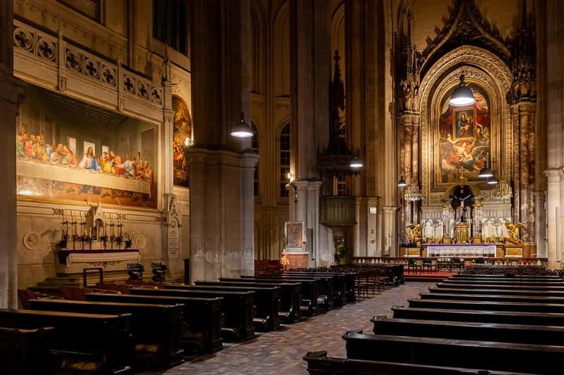 Vienna: Classical Concerts in the Minorite Church Ticket - Arriving on time, entering under the arcade