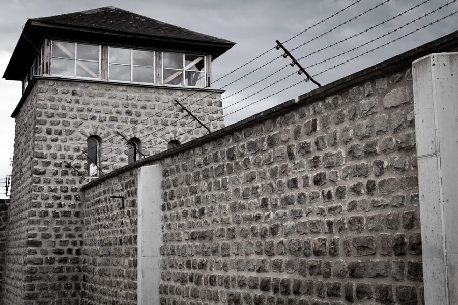 Vienna: Day Trip to Mauthausen Concentration Camp Memorial - The English guided tour at Mauthausen Memorial: what you actually see