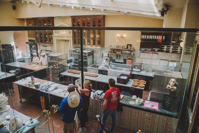 Vienna Eats: Private Foodie Walk with Coffee & Markets - Reumannplatz and Groissböck: pastries and roasted coffee in a historic square
