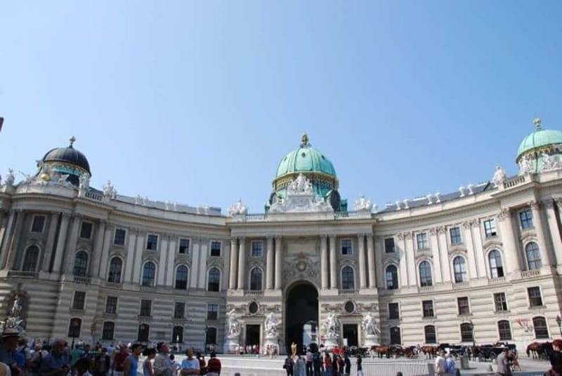 Vienna: Essential History Walking Tour - Key things you will notice on this tour