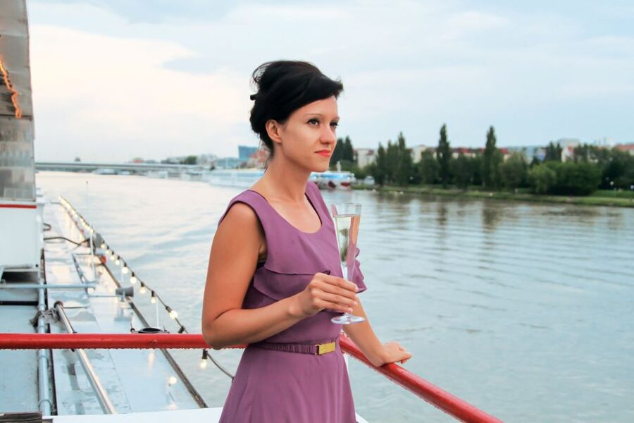 Vienna: Evening Cruise Along The Danube - Service, Hosts, and What to Do If You Want More Commentary