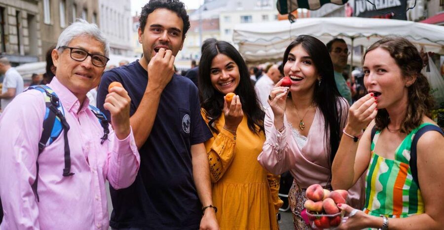 Vienna Food Tour: Dishes, Wine, Street Food & Culture - Why this Vienna food tour works for first-timers and repeaters