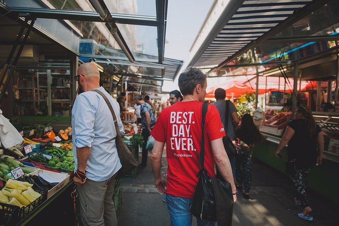 Vienna for Food Lovers: Cafés, Markets & Austrian Cuisine - Using public transport like a local, without the stress