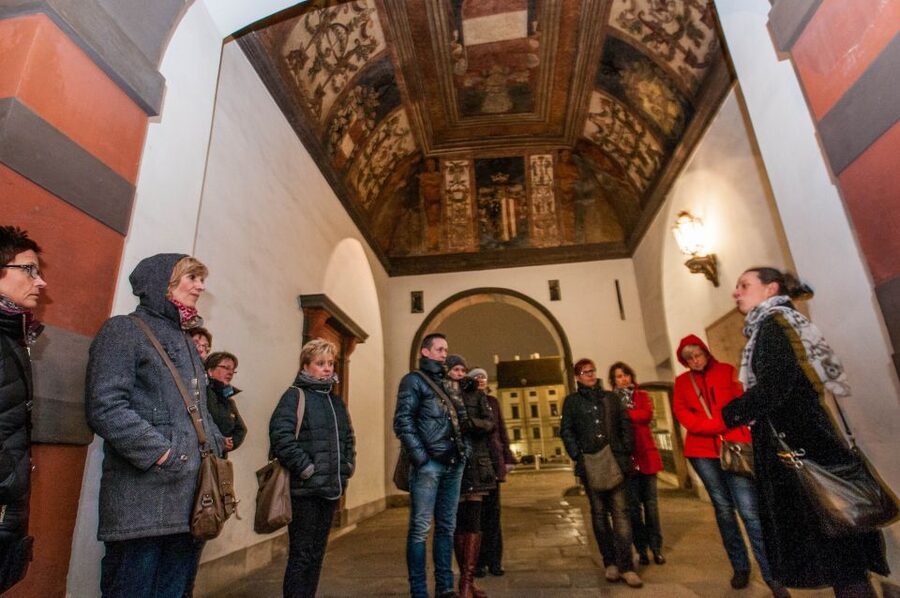 Vienna: Ghosts and Legends Guided Nighttime Walking Tour - Ghosts on real streets: why this Vienna night tour hits harder