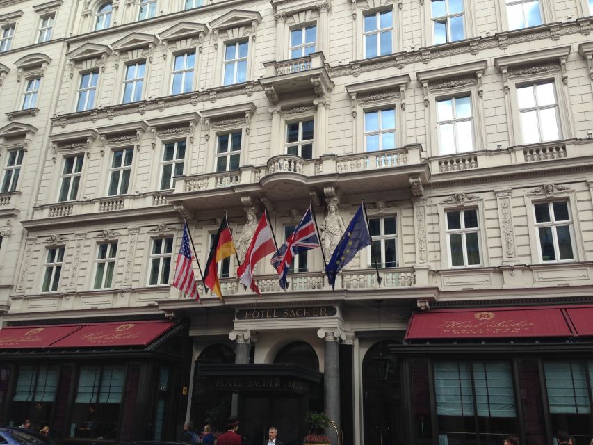Vienna: Guided E-Bike Tour - E-bike comfort and safety on Vienna’s cycle lanes