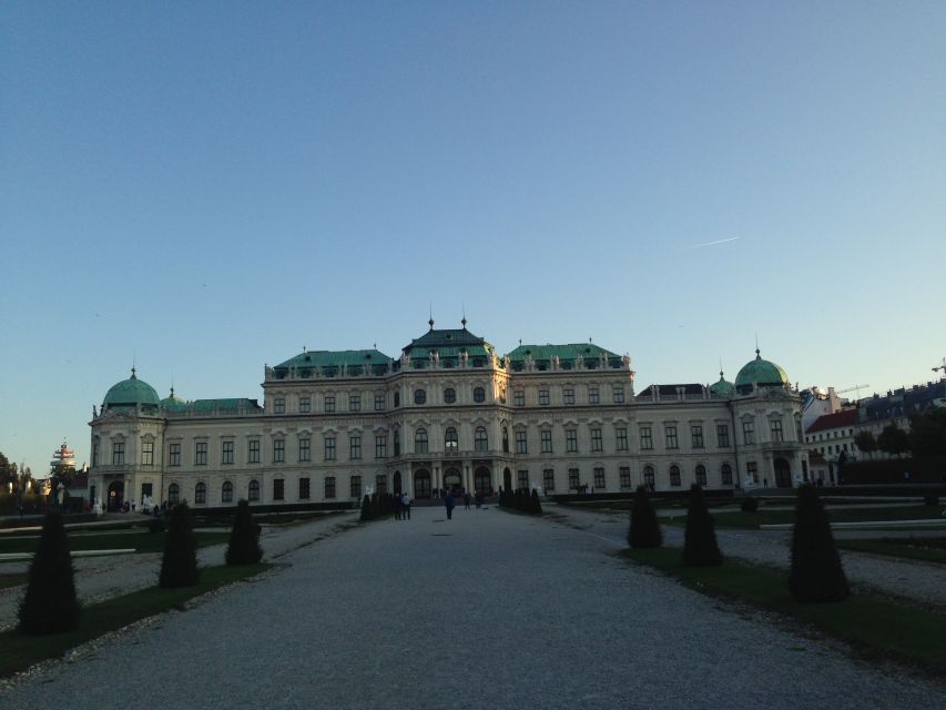 Vienna: Guided E-Bike Tour - Group size and guide approach: how you get value in 90 minutes